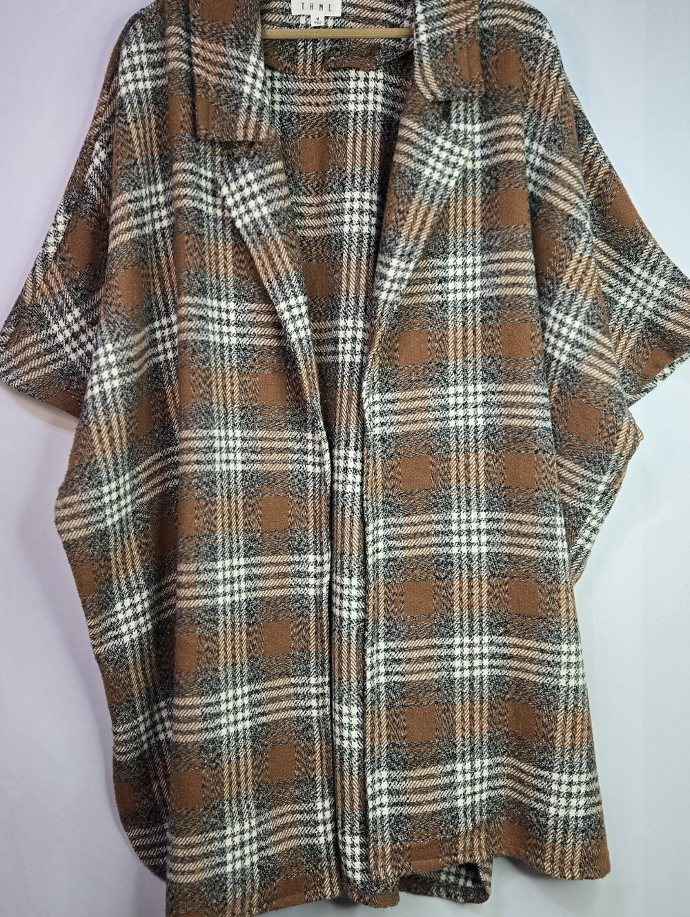 THML Size M Women Collared Open Front Plaid S/Sleeve Cape/poncho, Fall Colors